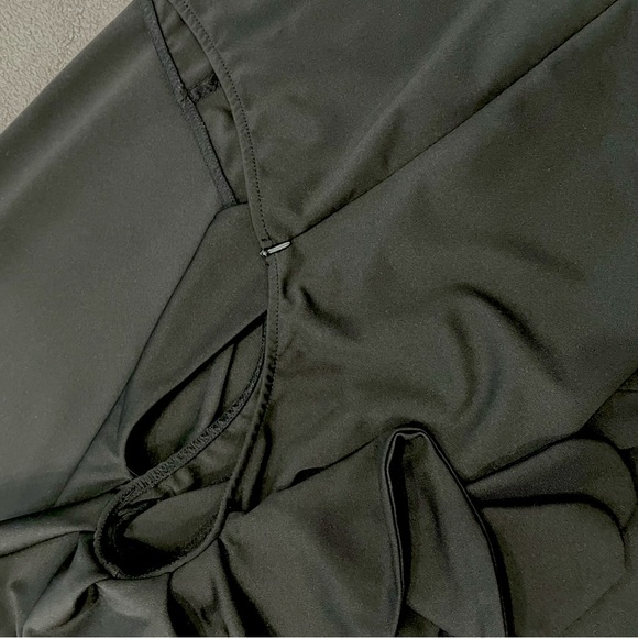 Women’s Ruffle One Shoulder Dress, Black, Medium - Picture 8 of 8